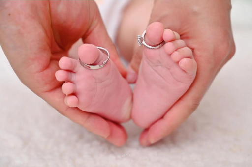 孝义孕妇肚子隐隐作痛